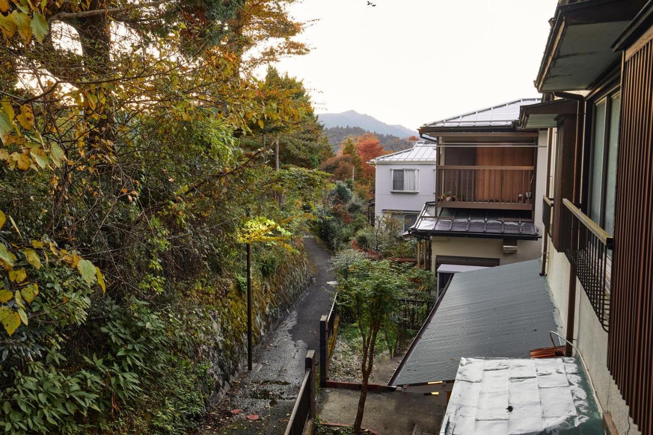 Villa Hakone Kabuto 古民家旅館 150平米 バス停迄一分 準天然温泉 最大12名 Esterno foto